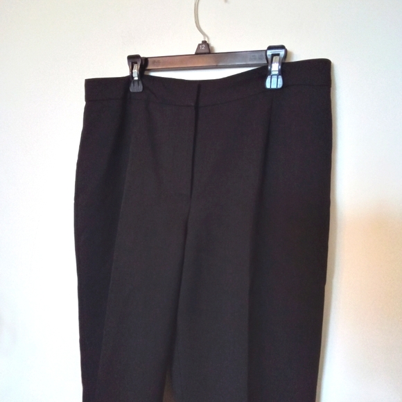 Le Suit Women's Black Straight Leg Dress Pants Size 8 - Picture 4 of 10